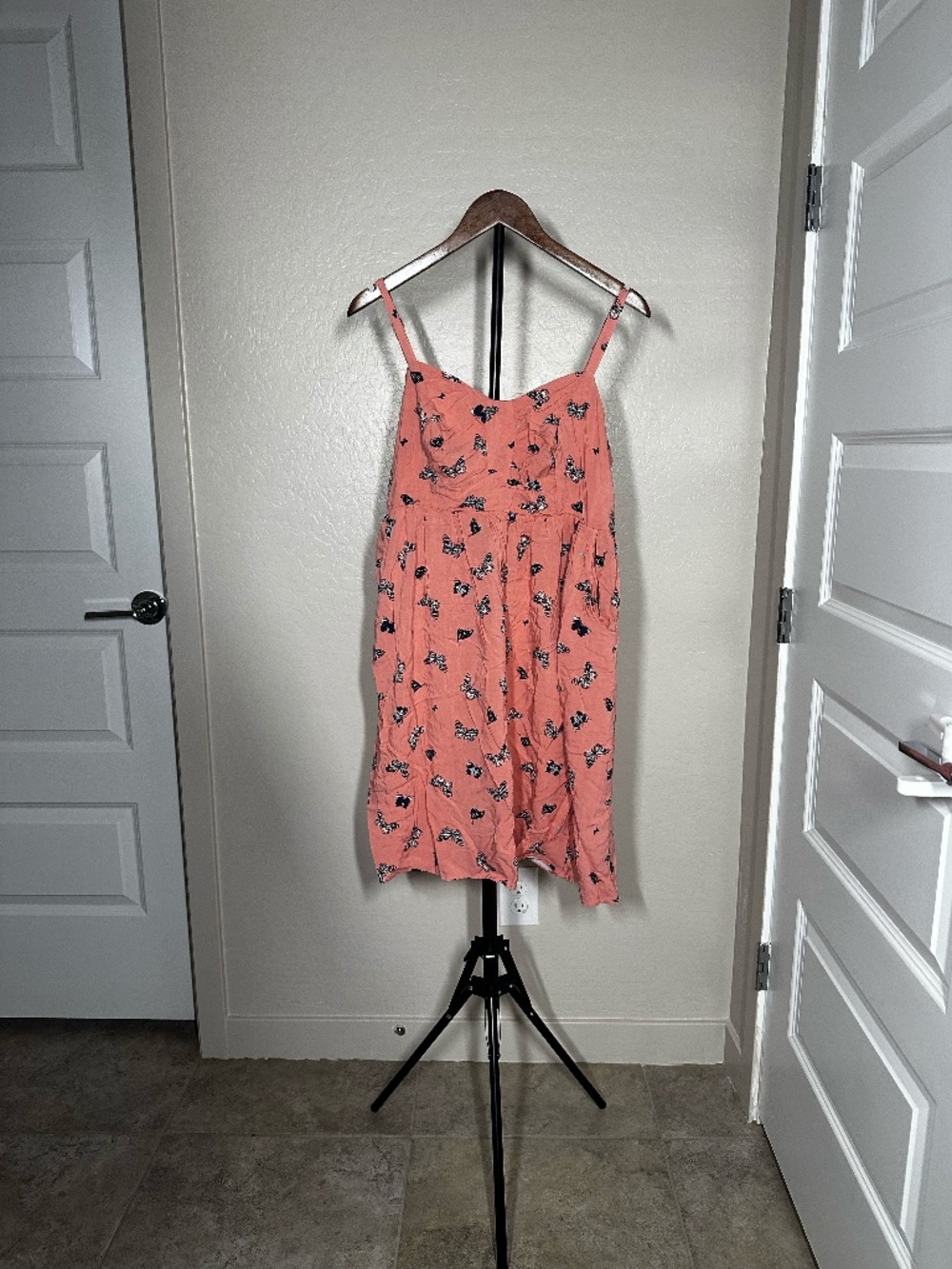 Torrid Coral Butterfly Print Sundress Size 1 (14/16)